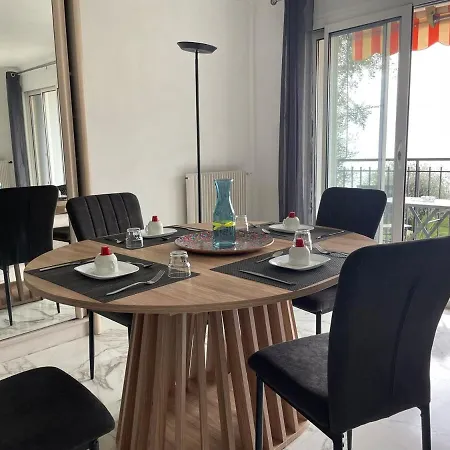 4 Personnes Avec Magnifique Vue *