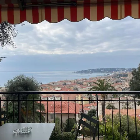 4 Personnes Avec Magnifique Vue 公寓 *