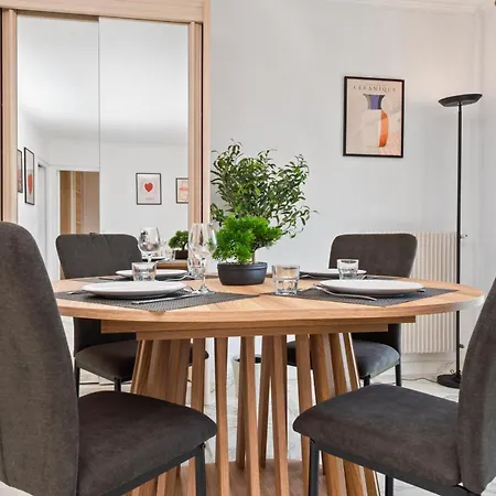 4 Personnes Avec Magnifique Vue Apartament Mentona