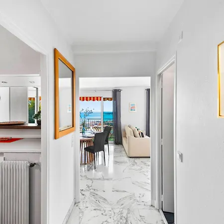4 Personnes Avec Magnifique Vue Apartament *
