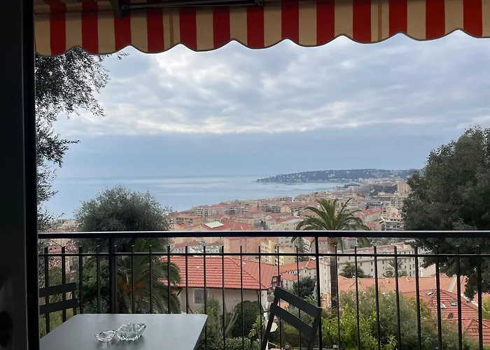 4 Personnes Avec Magnifique Vue 公寓 *