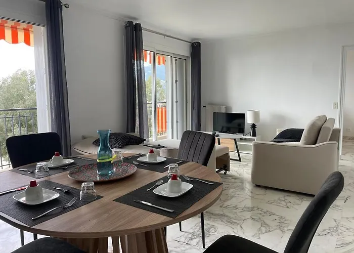 4 Personnes Avec Magnifique Vue *